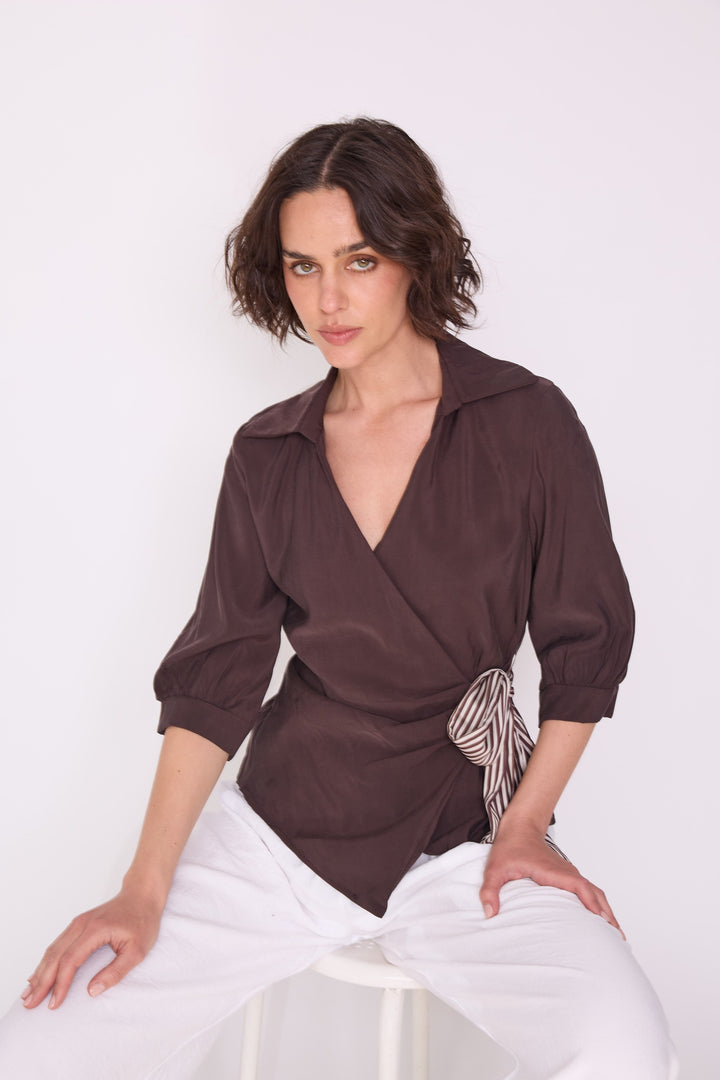 Blusa Camila café