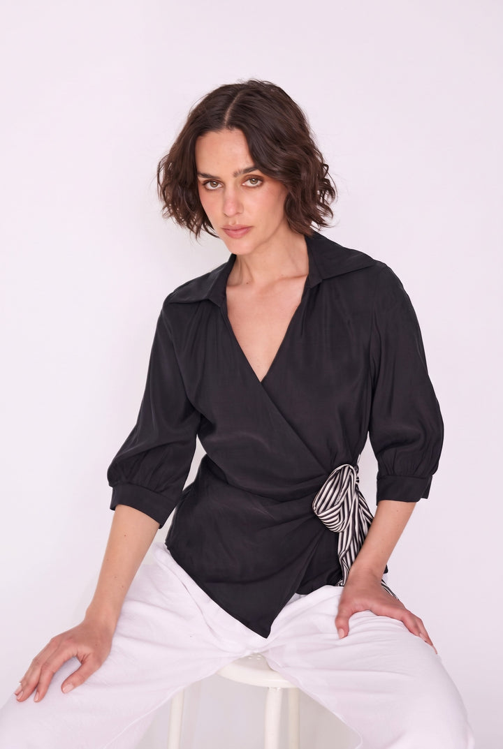 Blusa Camila negro
