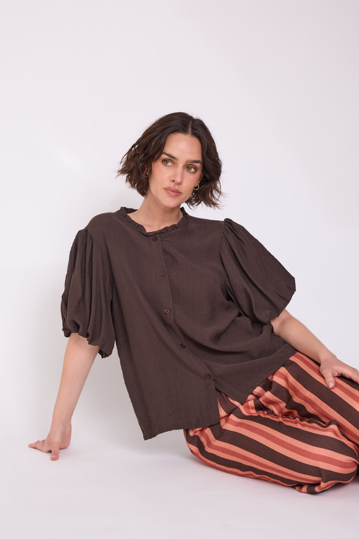 Blusa Catalina café
