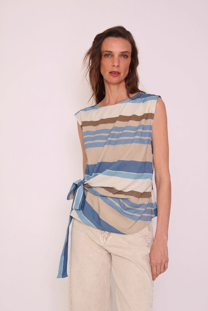 Polera Isidora celeste