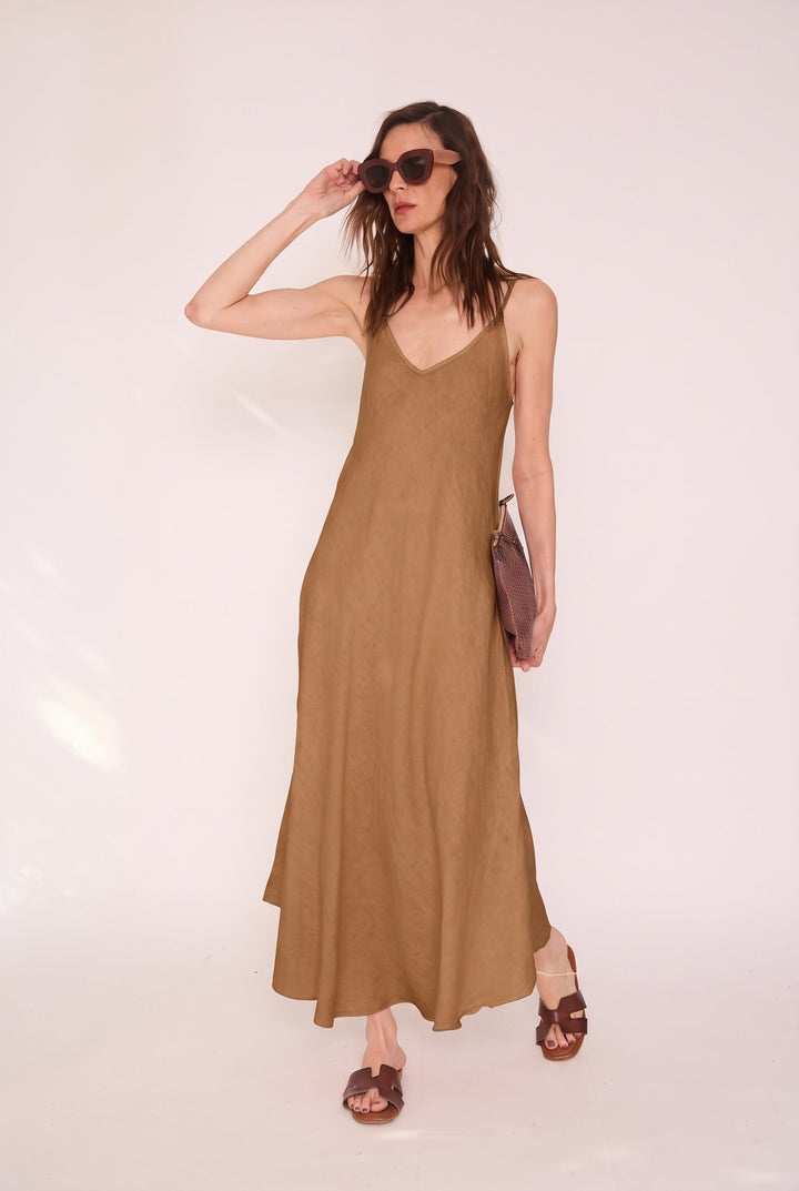 Vestido Amalia camel